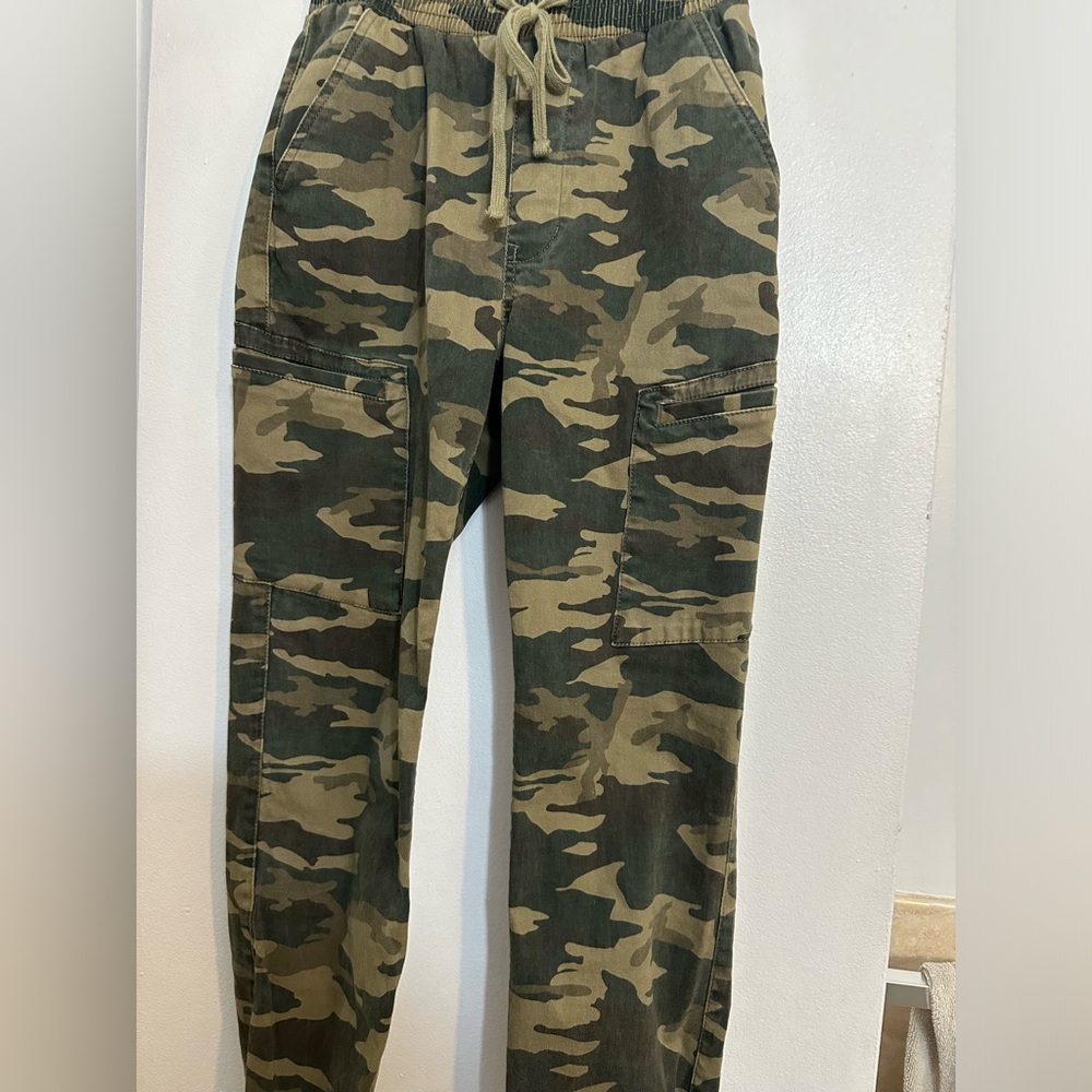 Ultra High-rise camo joggers